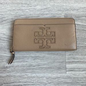Tory Burch wallet
